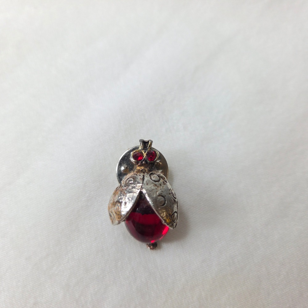 Vintage Silver Tone Red Glass Cabochon Ladybug Beetle Insect Lapel Pin Brooch